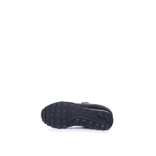 Γυναικεία αθλητικά παπούτσια NIKE MD RUNNER 2 μαύρα Γυναικεία