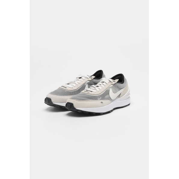 Παιδικά αθλητικά παπούτσια DC0481 NIKE WAFFLE ONE (GS) λευκά  Παιδικά