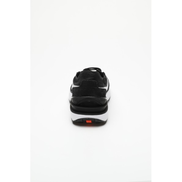 Γυναικεία αθλητικά παπούτσια DC2533 W NIKE WAFFLE ONE μαύρα Γυναικεία