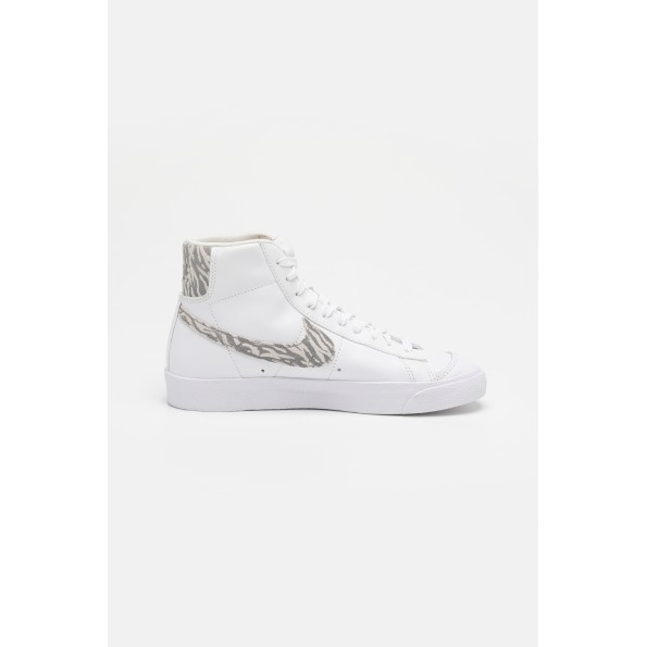 Γυναικεία sneakers NIKE DH9633 W BLAZER MID 77 SE λευκά Γυναικεία